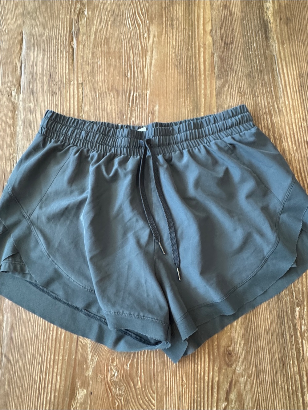 HALARA Women's Athletic Shorts - green